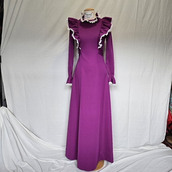 SOLD🌈1970s Fuschia Psychedelic Prairie Dress - Picture 13 of 13